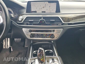 2019 BMW 7 Series Sedan 750i M SPORT LINE - miniatura 11