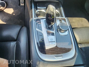 2019 BMW 7 Series Sedan 750i M SPORT LINE - miniatura 16