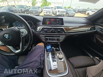 2019 BMW 7 Series Sedan 750i M SPORT LINE - miniatura 10