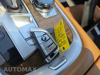 2019 BMW 7 Series Sedan 750i xDrive - miniatura 8