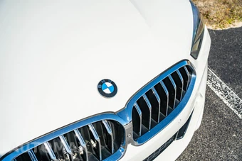 2019 BMW 8 Series Convertible M850i xDrive – miniatura 11