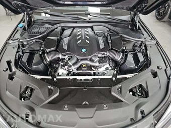 2019 BMW 8 Series Coupe M850i xDrive - miniatura 26