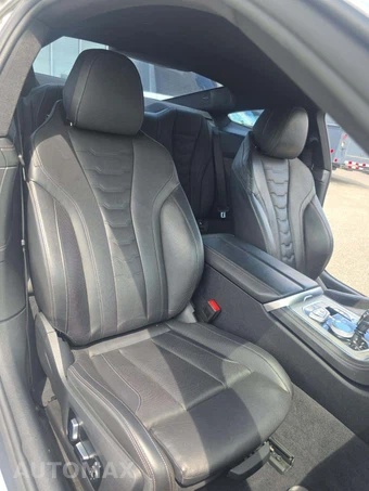 2019 BMW 8 Series Coupe M850i xDrive - miniatura 18