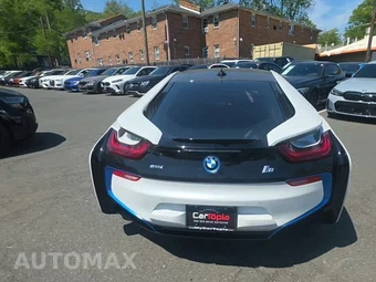 2019 BMW i8 Coupe PURE IMPULSE WORLD – miniatura 4