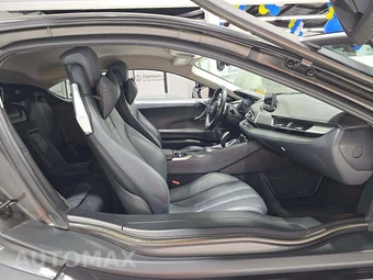 2019 BMW i8 Coupe PURE IMPULSE WORLD - miniatura 18