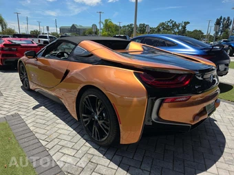 2019 BMW i8 Roadster Convertible - miniatura 2