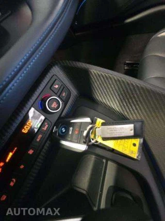 2019 BMW i8 Roadster Convertible – miniatura 8