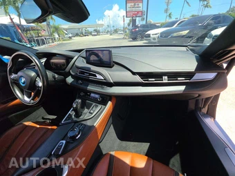 2019 BMW i8 Roadster Convertible - miniatura 17