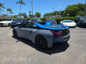 2019 BMW i8 Roadster Convertible - miniatura 2