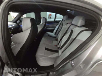 2019 BMW M5 Sedan – miniatura 13