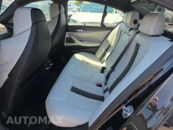 2019 BMW M5 Sedan - miniatura 10