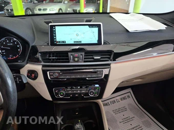 2019 BMW X1 Sports Activity Vehicle sDrive28i - miniatura 10