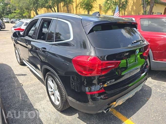 2019 BMW X3 Sports Activity Vehicle sDrive30i – miniatura 2