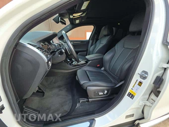 2019 BMW X4 Sports Activity Vehicle xDrive30i - miniatura 3