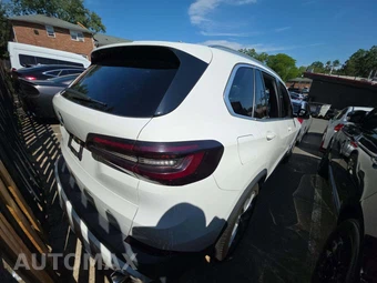 2019 BMW X5 Sports Activity Vehicle xDrive40i - miniatura 3
