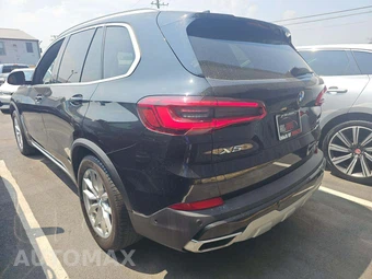 2019 BMW X5 Sports Activity Vehicle xDrive50i - miniatura 2