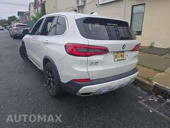 2019 BMW X5 Sports Activity Vehicle xDrive50i - miniatura 2