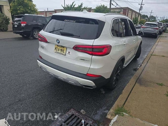 2019 BMW X5 Sports Activity Vehicle xDrive50i - miniatura 3