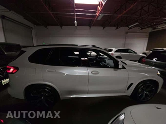 2019 BMW X5 Sports Activity Vehicle xDrive50i M SPORT LINE - miniatura 4