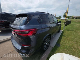 2019 BMW X5 Sports Activity Vehicle xDrive50i M SPORT LINE - miniatura 3