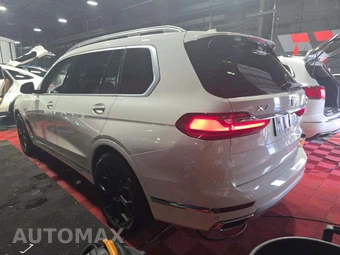 2019 BMW X7 Sports Activity Vehicle xDrive50i - miniatura 2