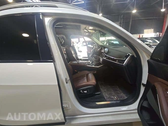 2019 BMW X7 Sports Activity Vehicle xDrive50i - miniatura 19