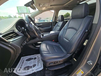 2019 Buick Enclave Essence 1SL – miniatura 3