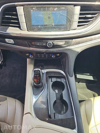 2019 Buick Enclave Essence 1SL – miniatura 11