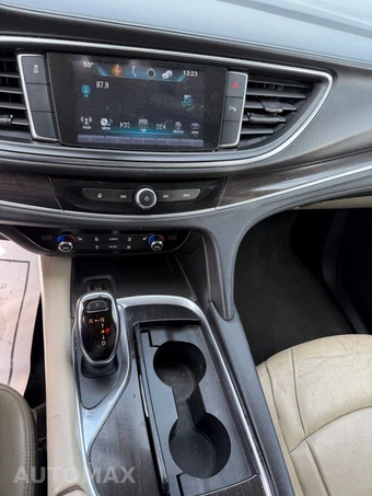 2019 Buick Enclave Essence 1SL - miniatura 18