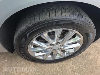 2019 Buick Enclave Essence 1SL – miniatura 9