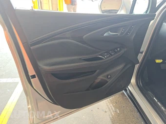 2019 Buick Envision Essence 1SL – miniatura 9