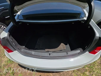 2019 Buick LaCrosse Preferred 1SB – miniatura 16