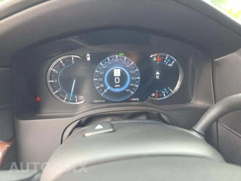 2019 Cadillac Escalade ESV 1SA - miniatura 9