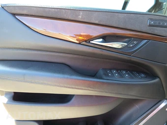 2019 Cadillac Escalade ESV Luxury 1SB - miniatura 9