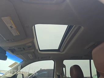 2019 Cadillac Escalade ESV Luxury 1SB - miniatura 18