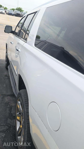 2019 Cadillac Escalade ESV Luxury 1SB - miniatura 32