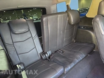 2019 Cadillac Escalade ESV Luxury 1SB - miniatura 14