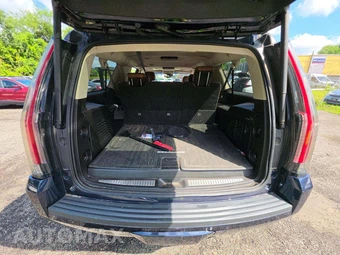 2019 Cadillac Escalade ESV Luxury 1SB - miniatura 12