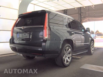 2019 Cadillac Escalade Luxury 1SB - miniatura 4