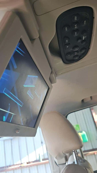 2019 Cadillac Escalade Luxury 1SB - miniatura 20