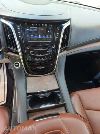 2019 Cadillac Escalade Luxury 1SB - miniatura 7
