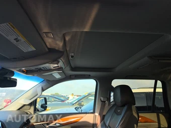 2019 Cadillac Escalade Luxury 1SB - miniatura 19