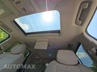 2019 Cadillac Escalade Luxury 1SB - miniatura 11