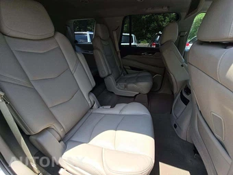 2019 Cadillac Escalade Luxury 1SB - miniatura 17
