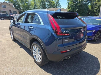2019 Cadillac XT4 Luxury 1SC - miniatura 2