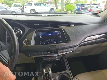 2019 Cadillac XT4 Premium Luxury 1SE - miniatura 10