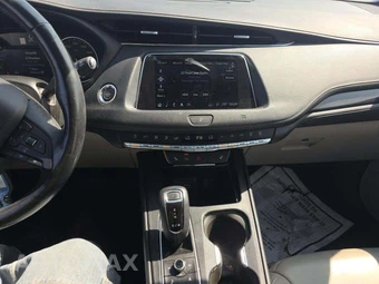 2019 Cadillac XT4 Premium Luxury 1SE – miniatura 10