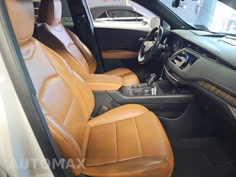 2019 Cadillac XT4 Sport 1SG - miniatura 8