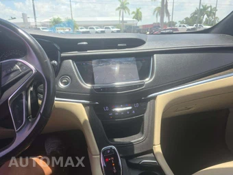 2019 Cadillac XT5 1SA – miniatura 10
