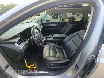 2019 Cadillac XT5 Luxury 1SD – miniatura 3